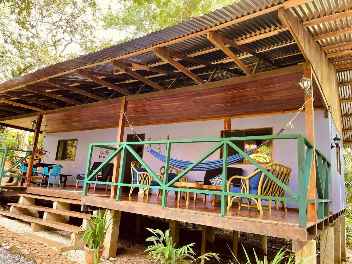 Casa Colores Montezuma Quarto foto